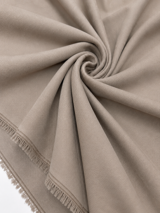 Beige T R