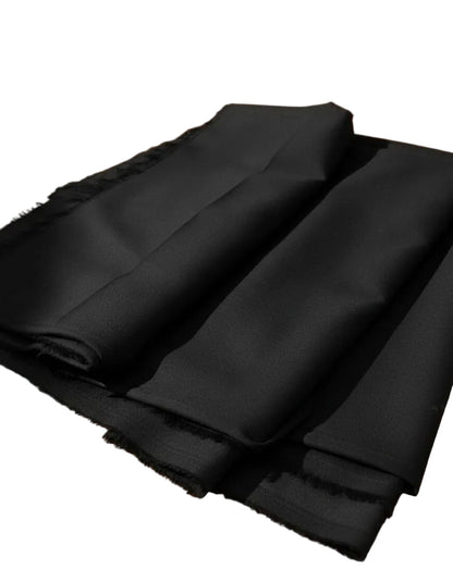 Black T R